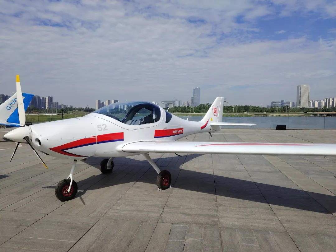 低空观察丨鸿石通航对四川省低空经济产业链协同发展暨产品发布会及相关政策的分析与解读